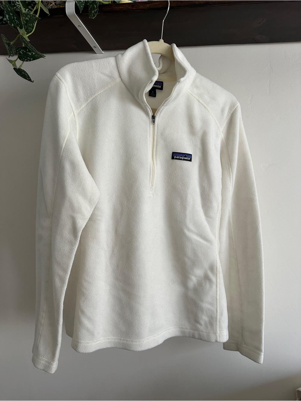 Patagonia White Women's Half-Zip Fleece